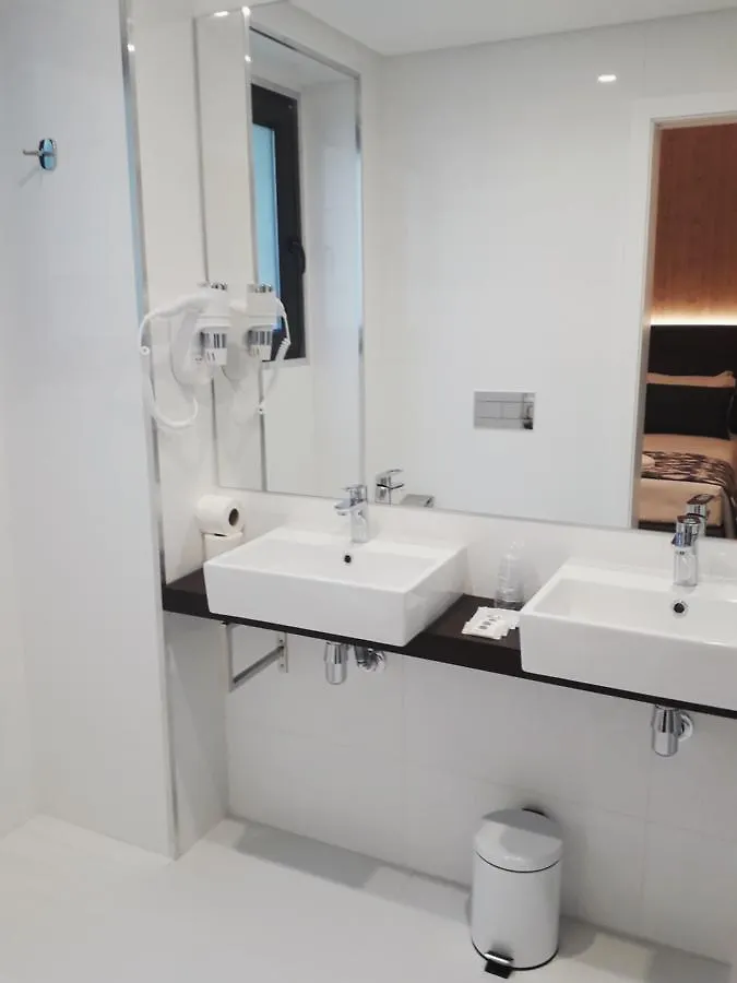 **  Hotel Residencial Caravela Lisboa Portugal
